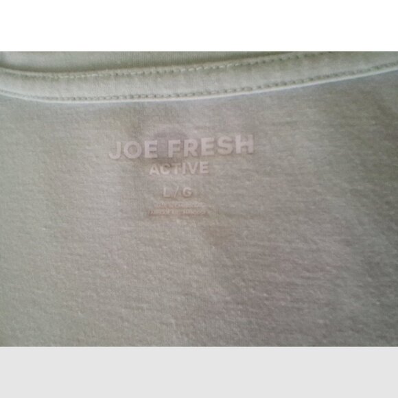 Women's Joe Fresh Active V-Neck T-Shirt, Mint, Large - Picture 2 of 6